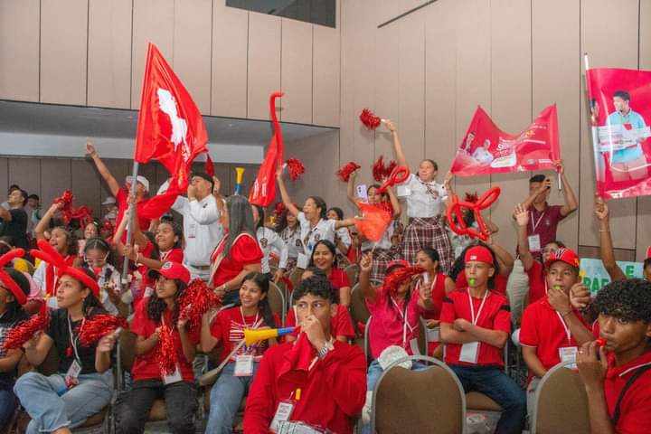 ¡El Cambio con resultados avanza en la educación del Magdalena! Gobernación premió a los mejores estudiantes de las Mega Olimpiadas y entregó los Premios a la Excelencia Docente 4 WhatsApp Image 2024 11 04 at 11.57.33 AM