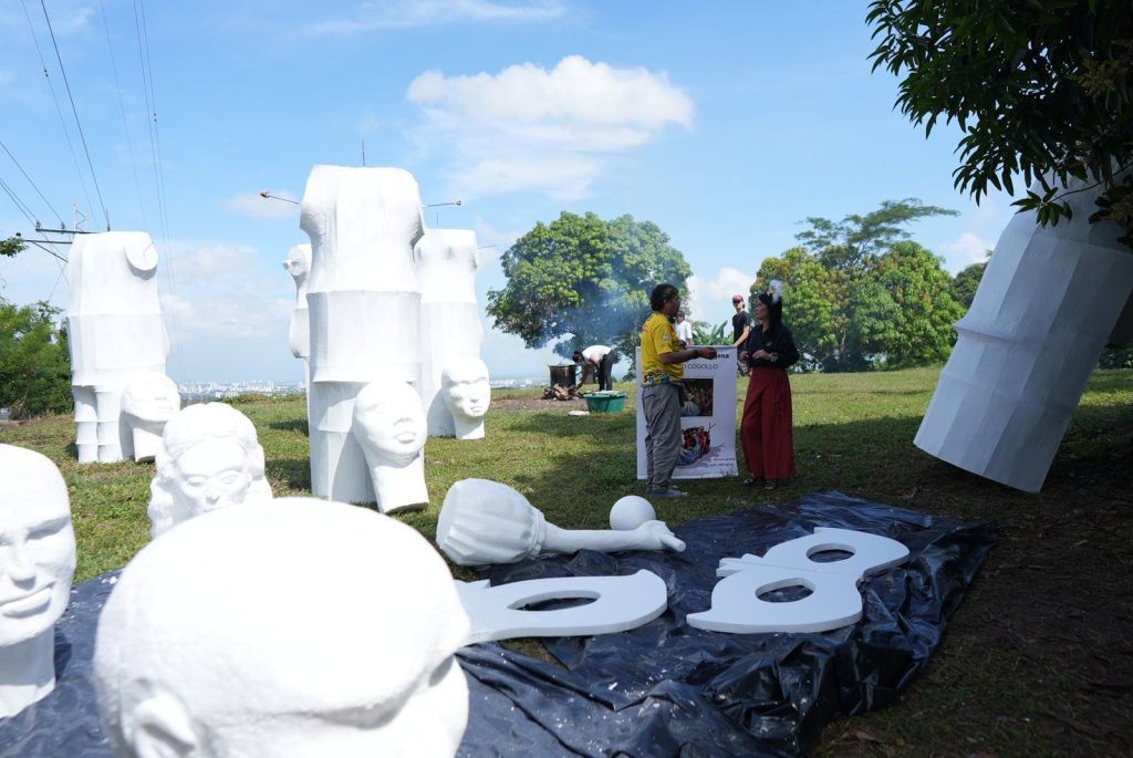 Por primera vez: Obras de arte serán convertidas en 12 carrozas para que Cartagena las viva en el Gran Desfile de Fiestas de Independencia 3 WhatsApp Image 2024 11 07 at 10.36.33 PM
