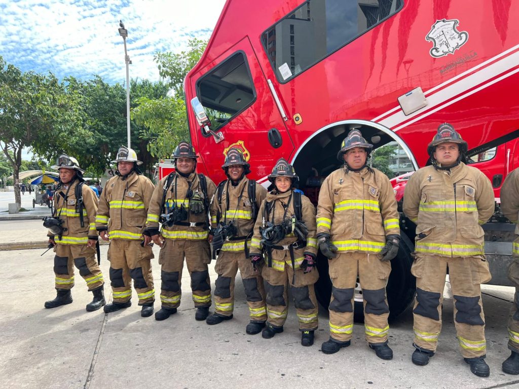 Distrito conmemora el Día Nacional del Bombero 1 WhatsApp Image 2024 11 12 at 18.34.24