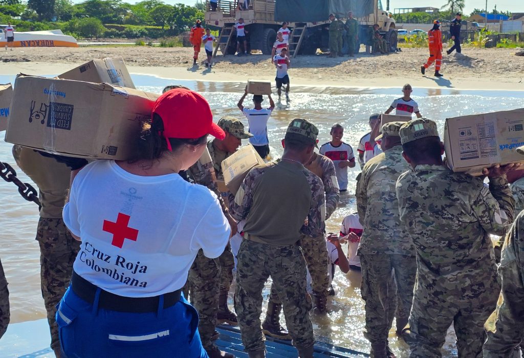 Armada de Colombia Zarpa con Ayudas Humanitarias hacia la Alta Guajira para las comunidades afectadas por el invierno 3 ab43cc19 cf3f 4e78 98ef f49b63679203