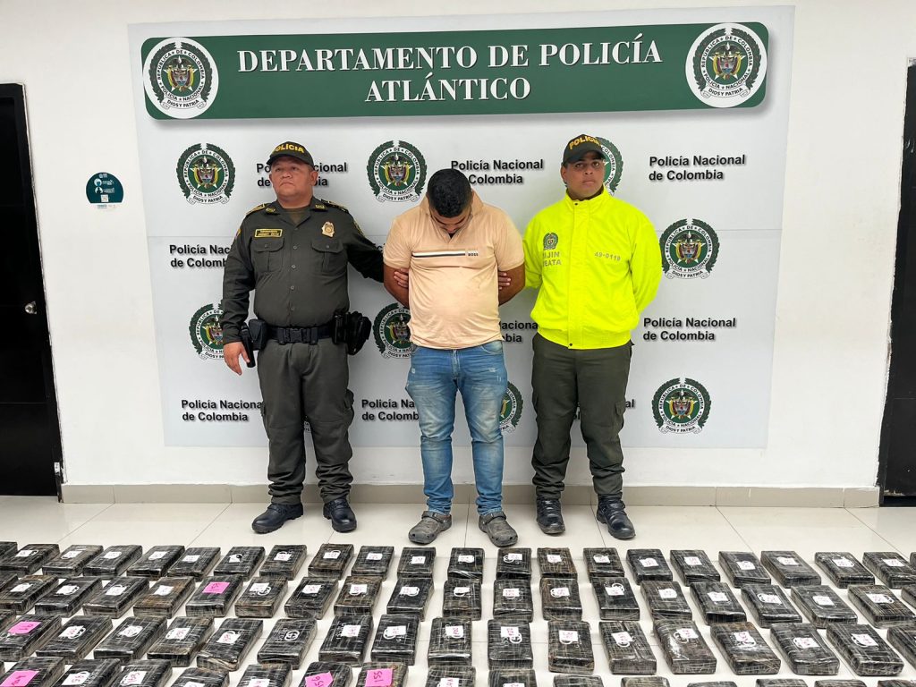Un capturado con más de 250 kilogramos de estupefacientes hallados por la Policía Nacional en el municipio de Repelón 2 ded7fab3 d3f5 4c80 bd4d b8406a7db3c5