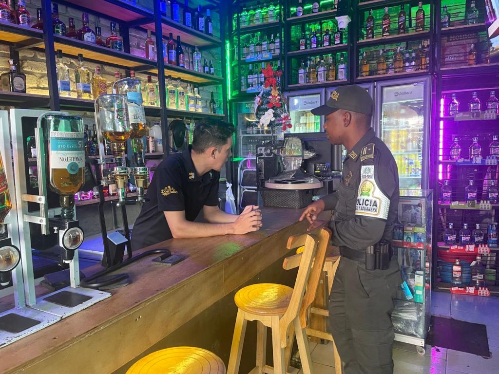 Policía Fiscal y Aduanera de Santa Marta llama a la ciudadanía a denunciar venta irregular de licores en esta temporada navideña 1 72dfe3d4 6716 4fc3 a220 e2a168940b28