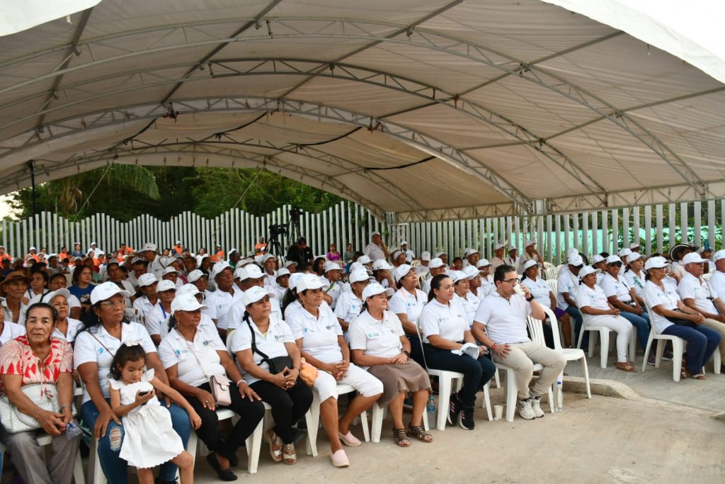 Gobernador Rafael Martínez inicia la ruta +Resultados del Cambio 10 WhatsApp Image 2024 12 09 at 18.30.29 1