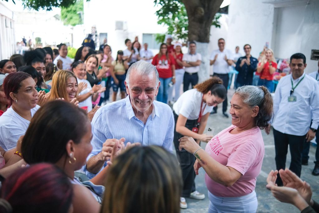 Gobernador Eduardo Verano celebró la Navidad con las internas de El Buen Pastor 2 WhatsApp Image 2024 12 24 at 2.38.41 PM 2