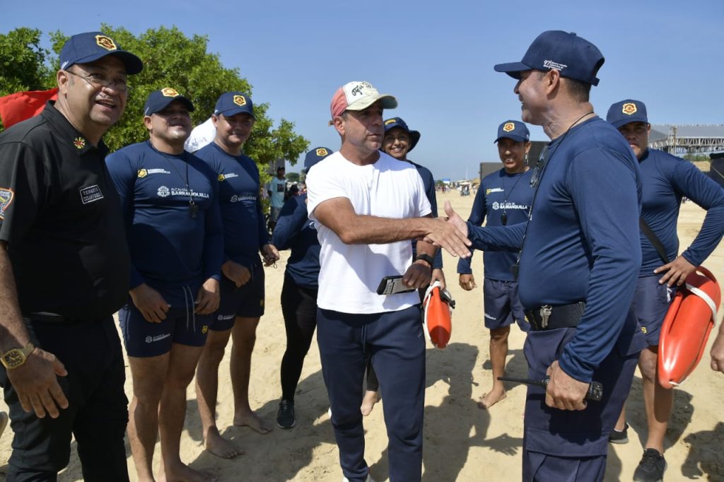Directo al Grano en Domingo: Alcalde Char inauguró las playas de 'Puerto Mocho' y presentó al grupo especializado de salvavidas del Cuerpo Oficial de Bomberos 1 c8034506 441b 489f b3cc e622dda08287