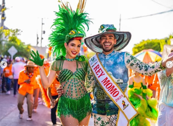 La Gran Parada de Caimanes: un desfile de colores, música y tradición 2 11
