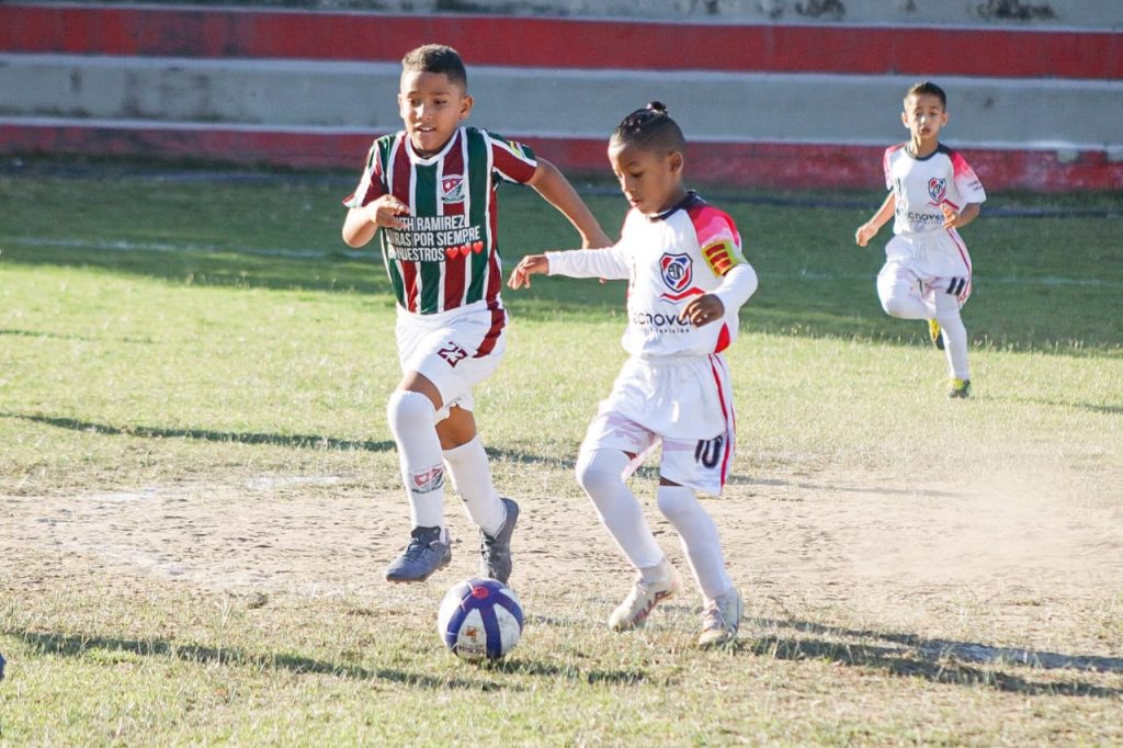 Tercera jornada define favoritos rumbo a los octavos de final en la Caribe Champions Internacional 2 WhatsApp Image 2025 01 06 at 1.47.12 PM