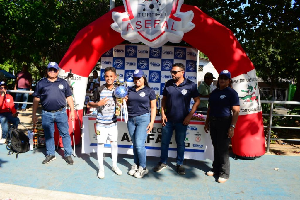 Al Hilal, Sporting, Alianza Vallenata, Copa Kids y Luis Oliveros también gritaron campeón en Torneo Asefal 2025 15 WhatsApp Image 2025 01 17 at 10.26.35 PM 2