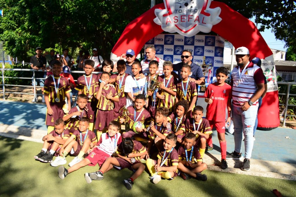Al Hilal, Sporting, Alianza Vallenata, Copa Kids y Luis Oliveros también gritaron campeón en Torneo Asefal 2025 23 WhatsApp Image 2025 01 17 at 10.26.36 PM