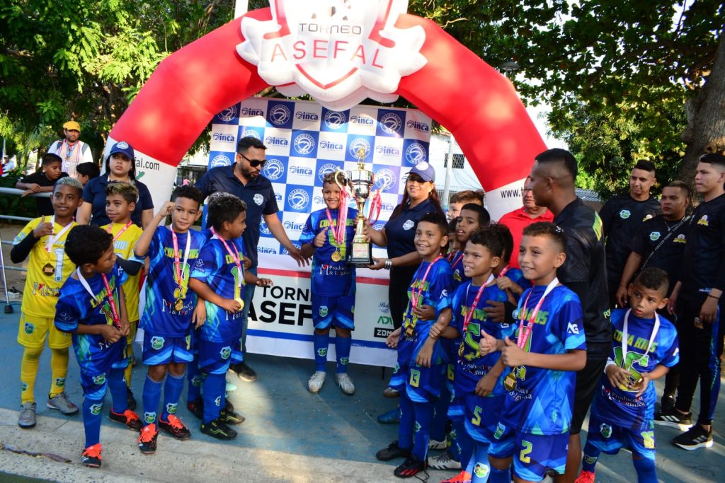 Al Hilal, Sporting, Alianza Vallenata, Copa Kids y Luis Oliveros también gritaron campeón en Torneo Asefal 2025 29 WhatsApp Image 2025 01 17 at 10.26.38 PM 1