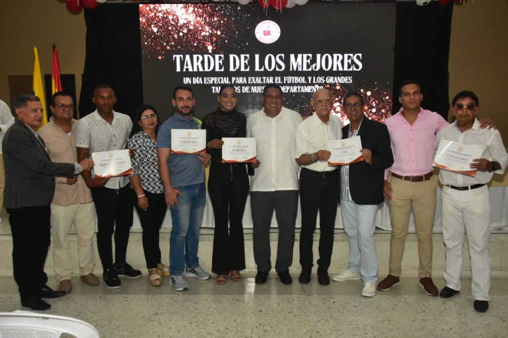 Liga de Fútbol del Atlántico se engalanó con la Tarde de los Mejores 3 WhatsApp Image 2025 01 28 at 21.25.25 3