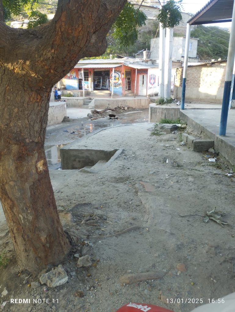 Grave emergencia sanitaria en el barrio Ondas del Caribe de Santa Marta: Aguas residuales invaden las calles 1 f3f89311 27a8 4c88 b53c e8302df50684