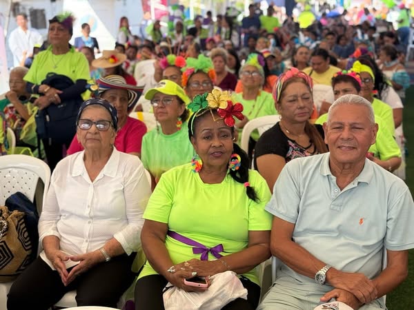 Barranquilla Celebra el Carnaval Ribereño y Carnaval Saludable con Gran Desfile 4 475578485 18330346009083636 6701249746882741736 n