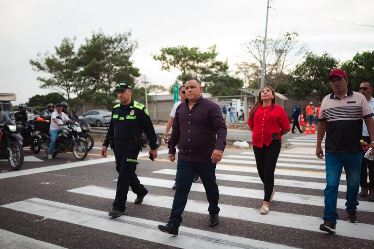 Galapa refuerza su seguridad vial con nuevo semáforo en la Vía la Cordialidad 4 476445646 934888012149768 5113787273835845221 n 768x512 1