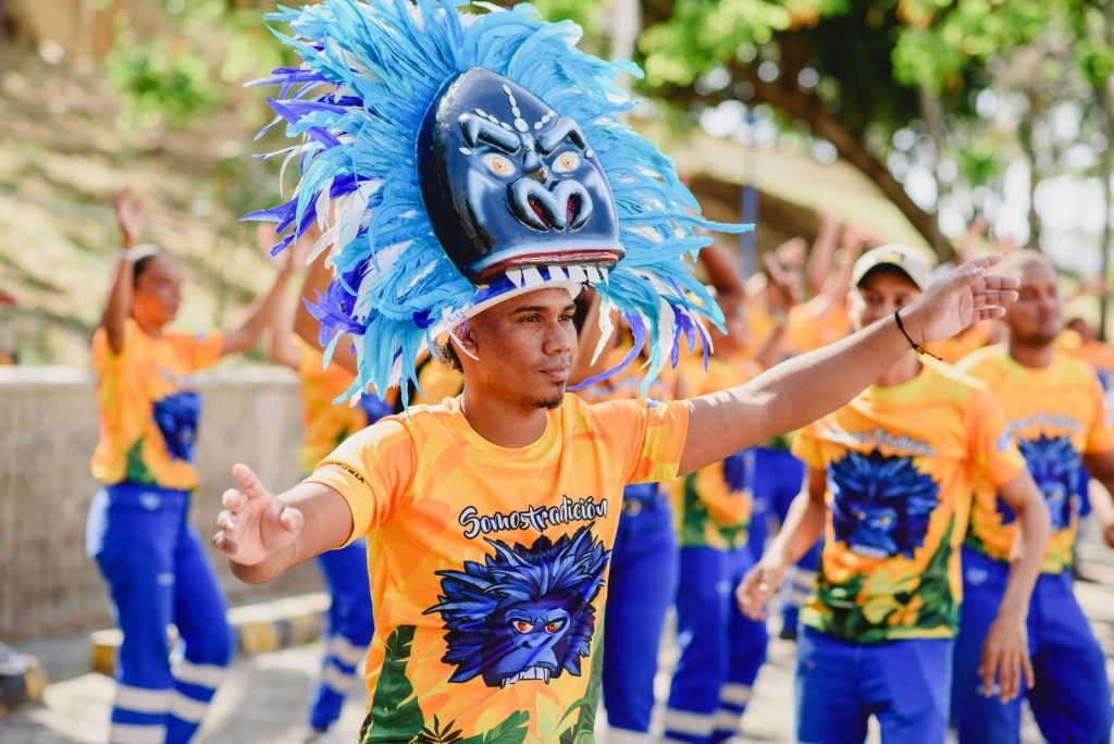 En la Batalla de Flores, Escobitas de Triple A harán homenaje a la fuerza y dedicación detrás del Carnaval de Barranquilla 3 581694c4 6b54 4f2d be18 5c288a046bd2
