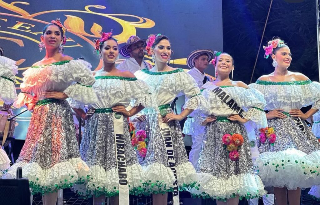 Valentina Villanueva se quedó con la corona del Reinado Intermunicipal del Millo 2025 1 IMG 20250216 WA0012