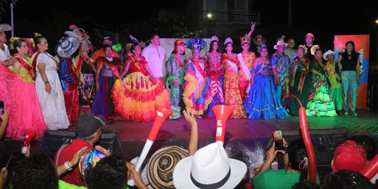 En Baranoa, elección y coronación de los Reyes y Reinas de la Persona Mayor, ¡todo un espectáculo! 6 IMG 20250226 WA0094 750x375 1
