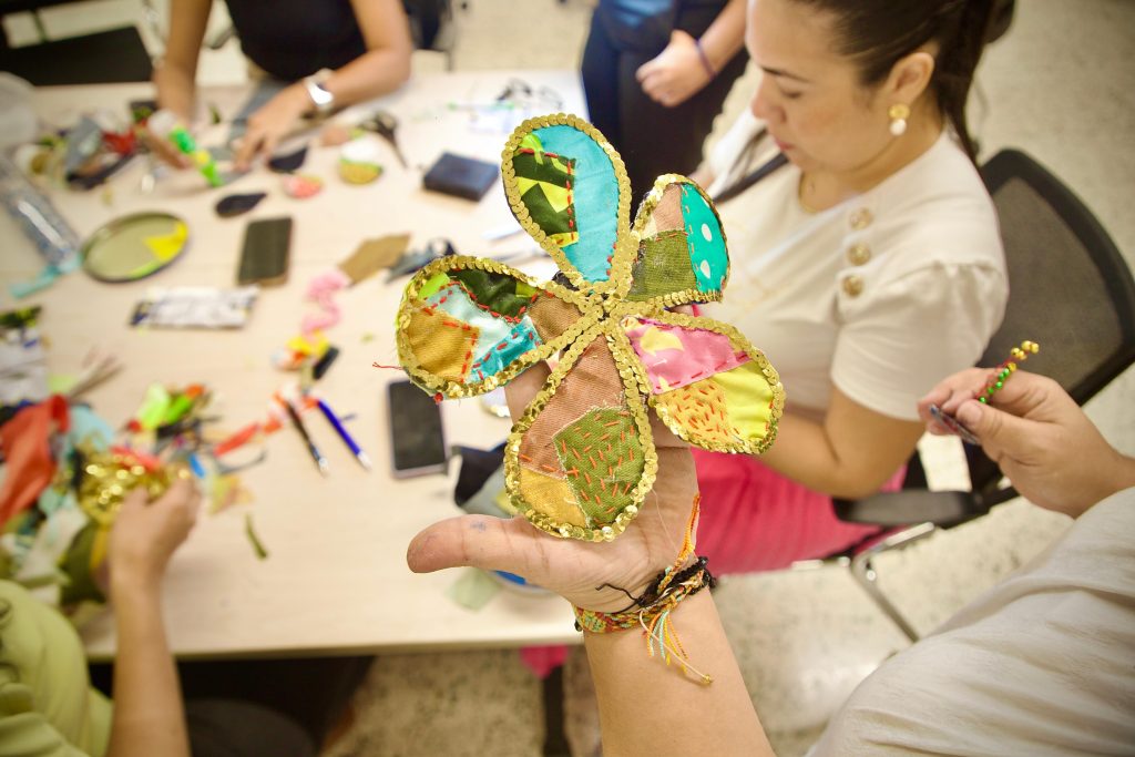 C.R.A, Unisimón y Judy Hazbún impulsan la creatividad y la sostenibilidad en el Carnaval 3 Imagen de WhatsApp 2025 02 16 a las 12.03.48 5d88068b