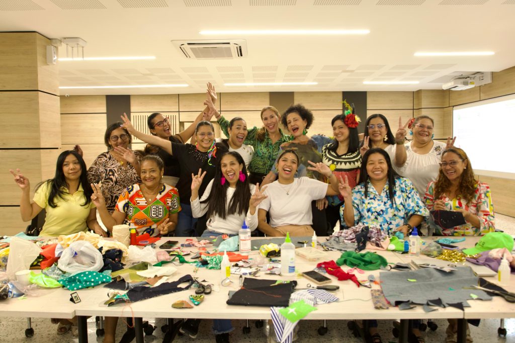 C.R.A, Unisimón y Judy Hazbún impulsan la creatividad y la sostenibilidad en el Carnaval 4 Imagen de WhatsApp 2025 02 16 a las 12.03.49 d5e9f2c6