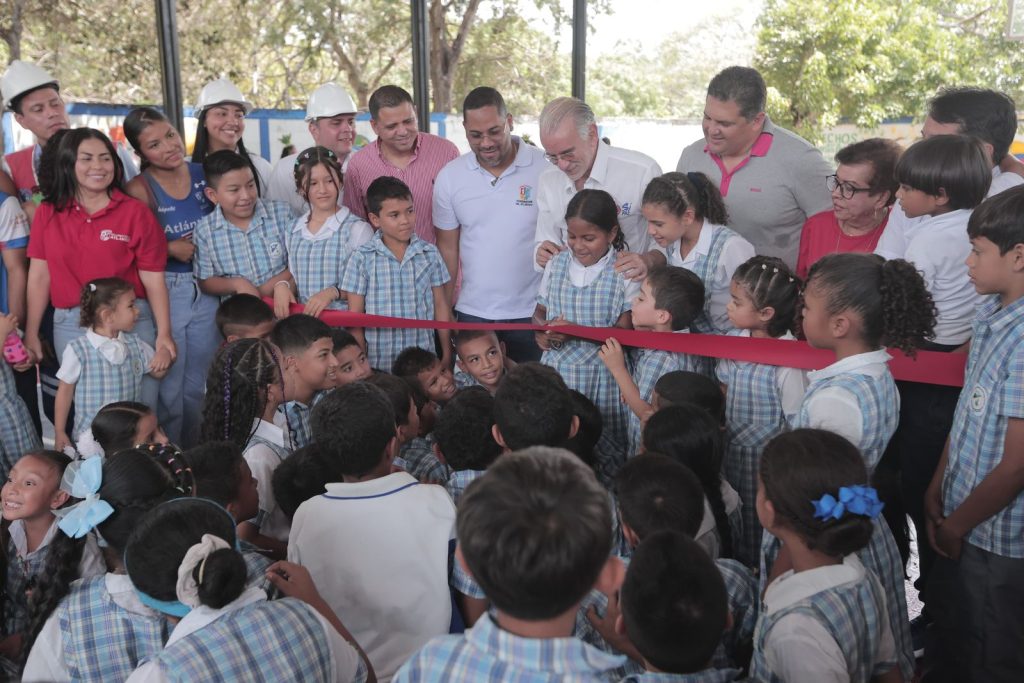 Gobierno de Eduardo Verano invierte en colegios para generar bienestar a estudiantes del Atlántico 2 WhatsApp Image 2025 02 27 at 12.49.22 PM