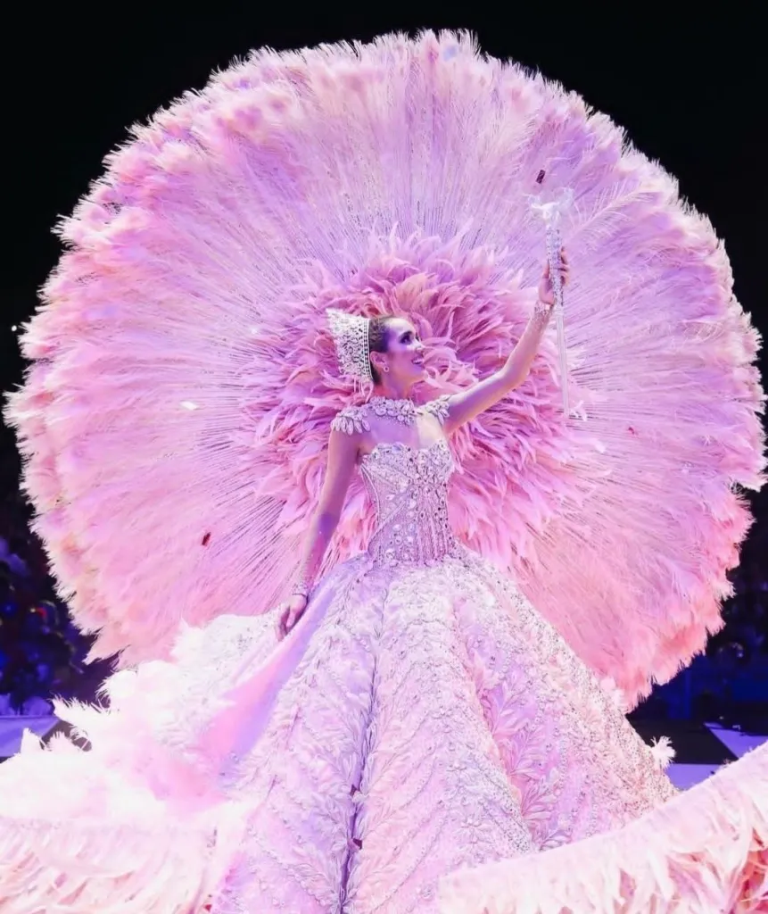 Los vestidos de la Reina: Exposición del ajuar de Melissa Cure, reina del carnaval e Barranquilla 2024 en Buenavista 2 img 20250204 0612097888610754823559181