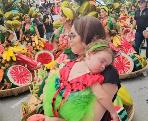 "Las Musas de Punta Cana" abren el Carnaval 2025 con un homenaje a los frutos de nuestra tierra 2 481300511 1045930710901443 7763469818461114439 n