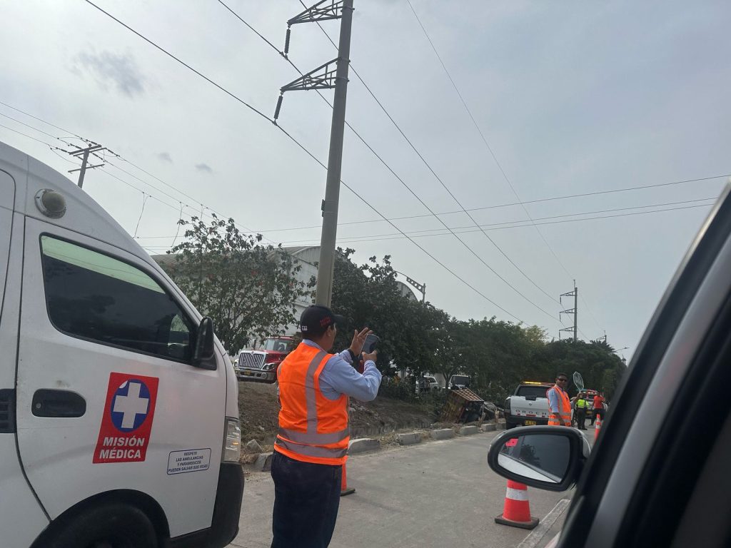 Accidente de tránsito en el corredor portuario de Barranquilla 1 526a6f1a 9584 4948 9b12 9f3a6fe9e57c