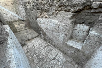 Descubren tumba real de un monarca desconocido en Egipto 2