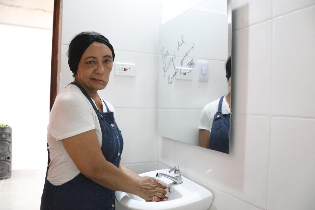 Las hermanas Cardozo, tres historias, un mismo beneficio: hogares renovados con Mejoramiento de Vivienda 1 Hnas. Cardozo Mejoramiento Vivienda 3 1