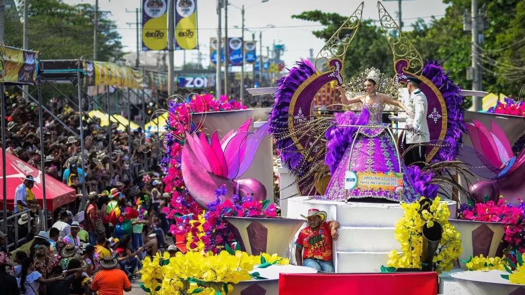 La Batalla de Flores: 122 años de historia y tradición en el Carnaval de Barranquilla 2 maxresdefault 3 1
