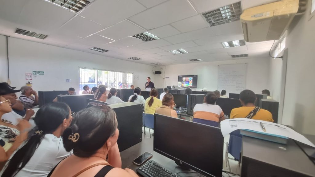 Gobernacion pone en marcha diplomado en Innovación e Inteligencia artificial 4 IMG 20250403 WA0017