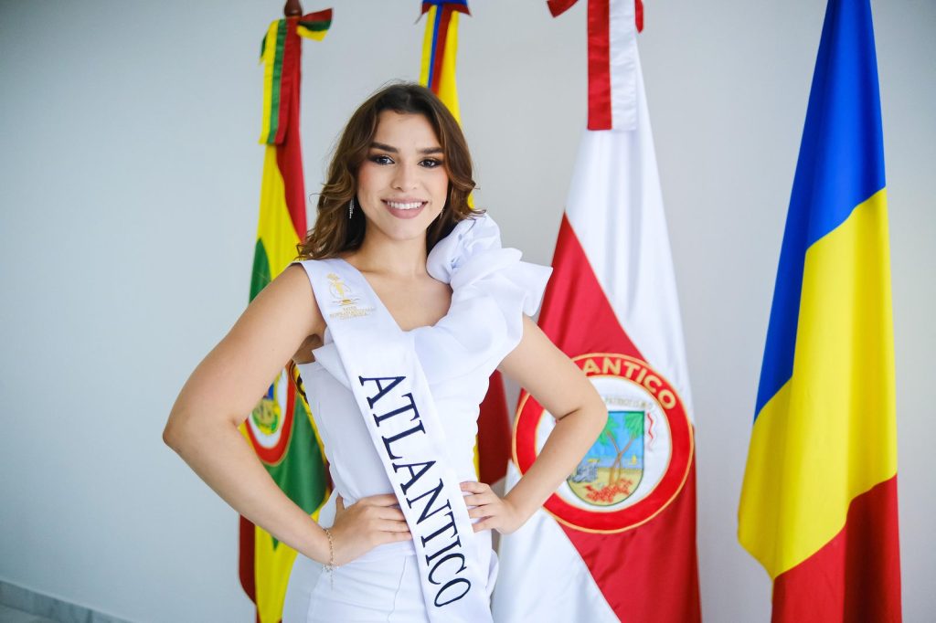 Gobernador Eduardo Verano impone banda a Meryann Rodríguez, representante del Atlántico al Miss Supranacional Colombia 1 WhatsApp Image 2025 04 03 at 1.28.25 PM