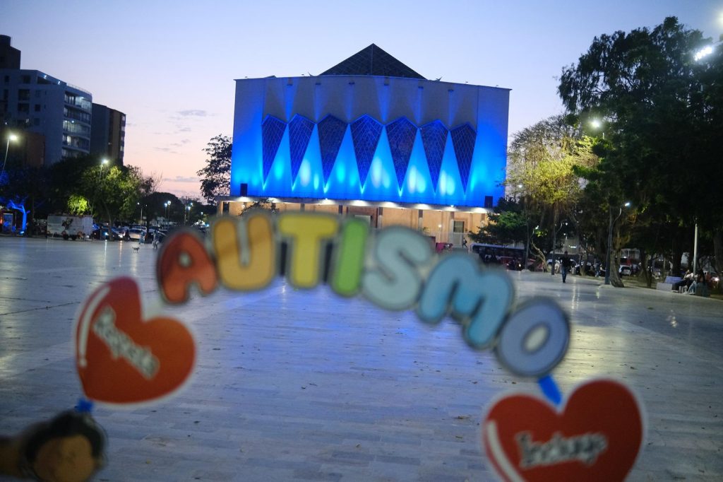 Atlántico reafirma su compromiso con la inclusión en el Día Mundial de Concienciación sobre el Autismo 2 WhatsApp Image 2025 04 05 at 13.02.53 1