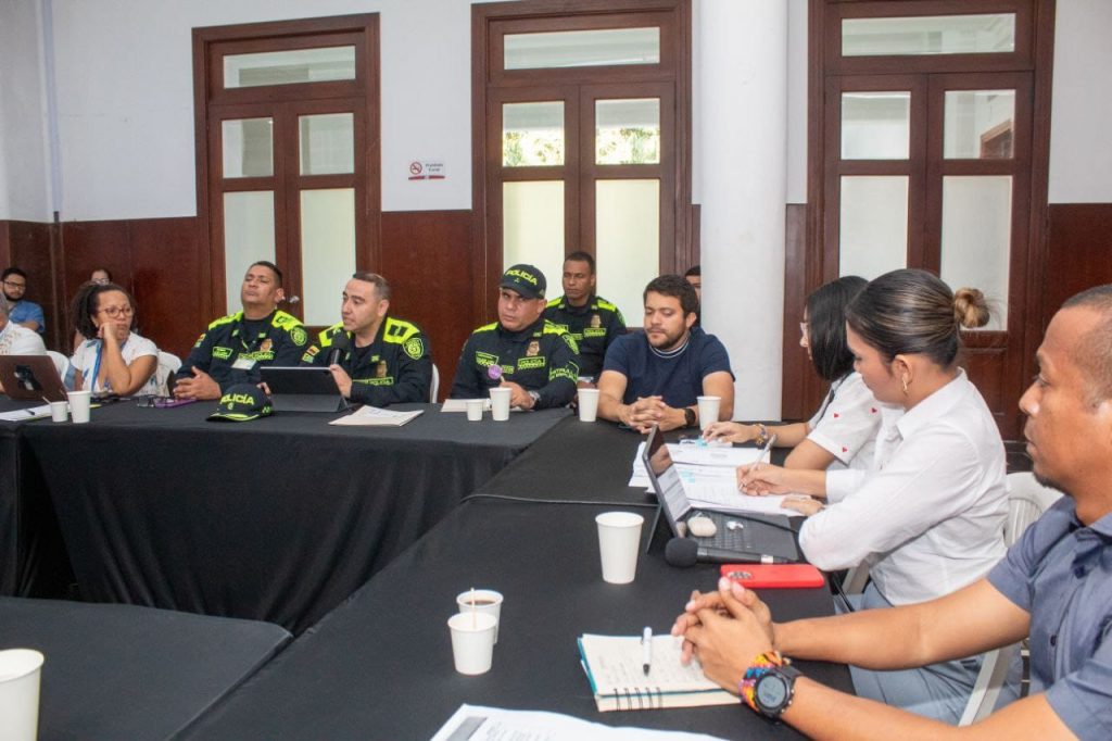Gobernación expone avances de Casa Refugio, proyecto social que espera aprobación de superávit por parte de la Asamblea 3 WhatsApp Image 2025 04 08 at 11.41.58 AM 3