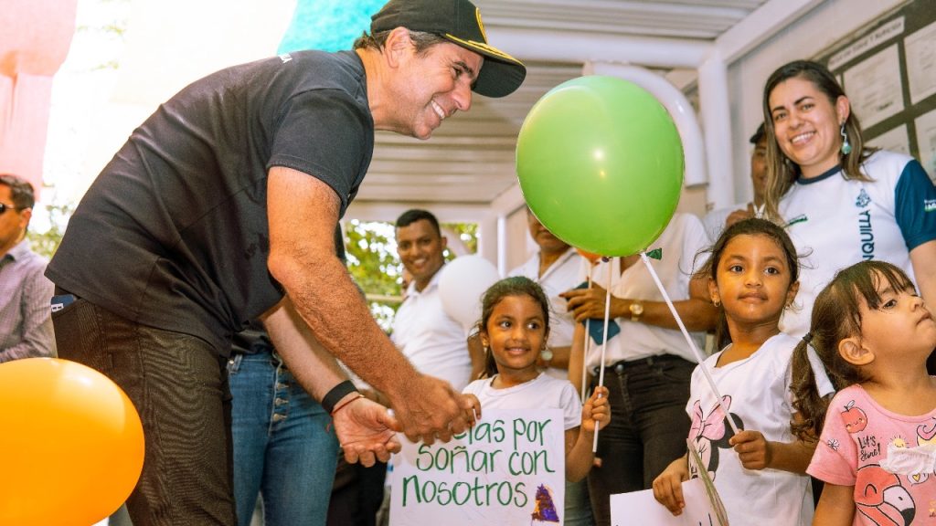 En el mes de la niñez, alcalde Alejandro Char apuesta por el bilingüismo en CDI y espacios idóneos para la primera infancia 2 image00010