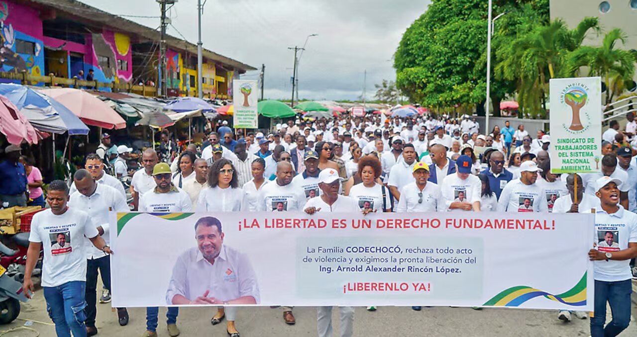 La guerra volvió al Chocó: secuestros, paros armados y desplazamientos sin respuesta estatal 1 PAJ22LPLVVHCLKKK5P5J5PTTOE