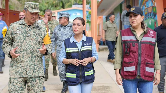 Evelyn Salgado supervisa daños y refuerza apoyo en Costa Chica tras paso del huracán Erick 1 Evelyn Salgado supervisa danos y refuerza apoyo en Costa Chica tras paso del huracan Erick