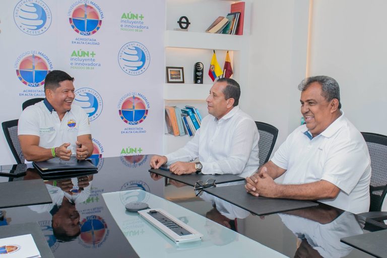 FIRMA.CONVENIO.MUNICIPIOS.4 1 768x512 1
