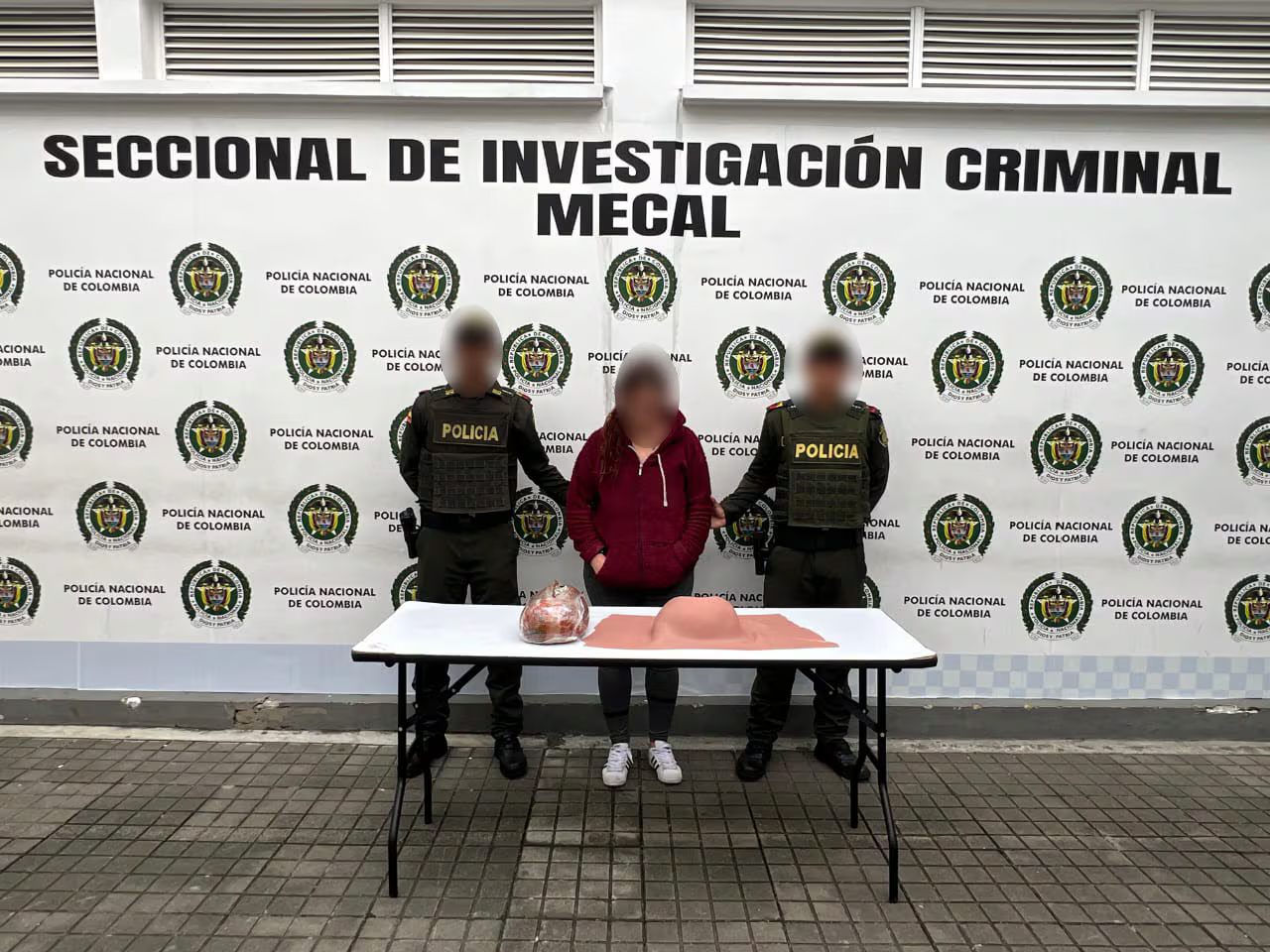 mujer capturada embarazada de cocaina
