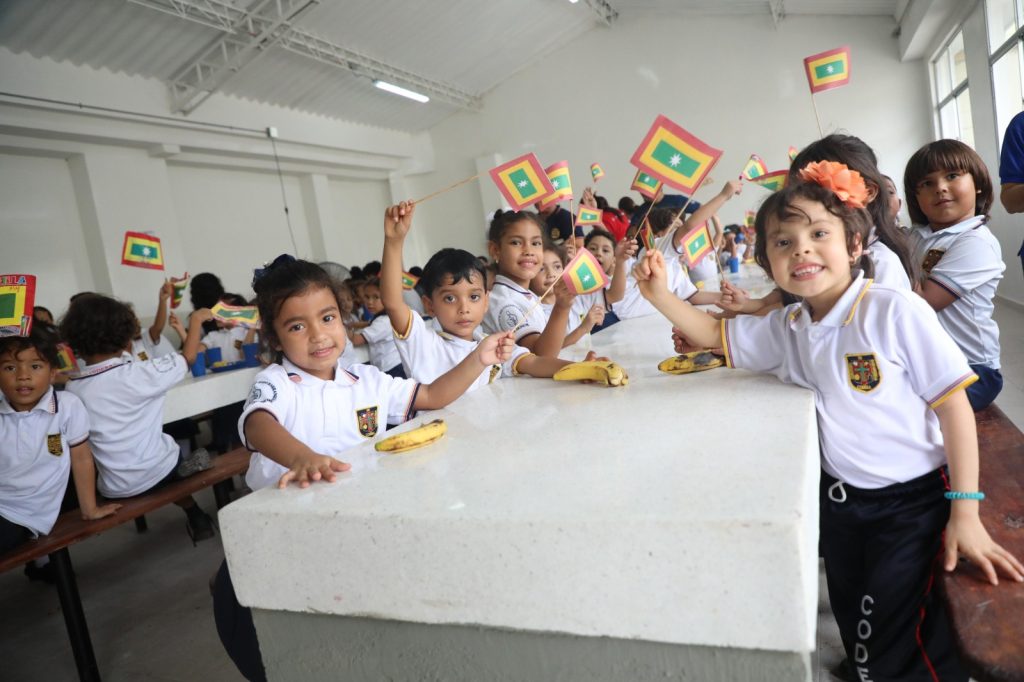 Alcalde Char entrega nueva cocina en el CODEBA 1 WhatsApp Image 2025 07 29 at 1.42.32 PM 1