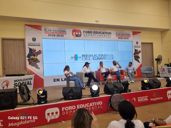 Ingris Padilla participa en Foro Educativo 2