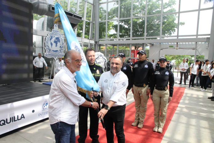 La INTERPOL es un paso importante en la lucha contra el crimen transnacional en Barranquilla- alcalde ChaR