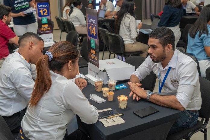 8f21a5d3-9874-4ec1-8676-2c7ac5a9e2b8