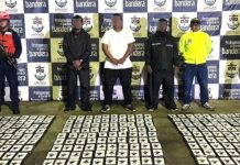 Armada incautó cerca de 3 toneladas de cocaína en una lancha rápida en el Pacífico