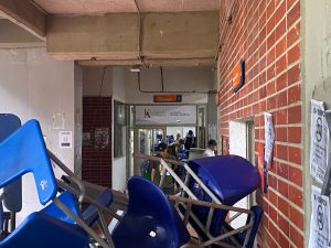 Polémica elección de rector en Uniatlántico sigue caldeando enfrentamientos entre estudiantes y opositores 1 WhatsApp Image 2025 10 29 at 15.06.39